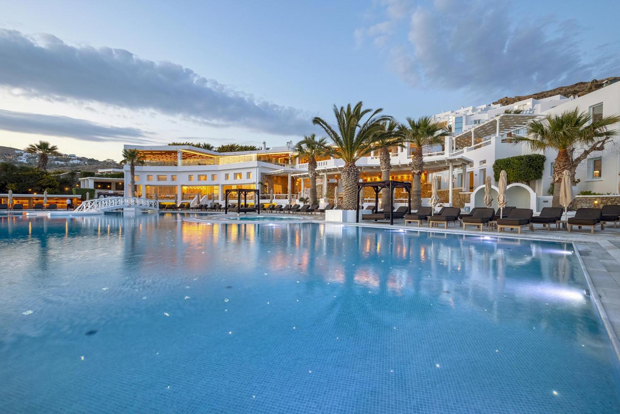 เซนต์จอห์น โฮเต็ล วิลลา แอนด์ สปา Hotel Agios Ioannis Diakoftis ภายนอก รูปภาพ The resort's main pool