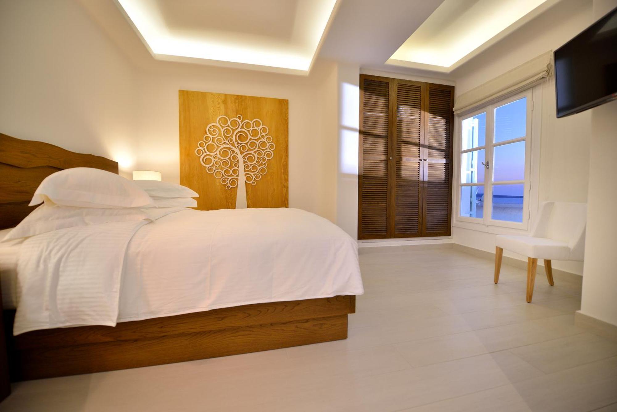 เซนต์จอห์น โฮเต็ล วิลลา แอนด์ สปา Hotel Agios Ioannis Diakoftis ภายนอก รูปภาพ A bedroom at the hotel